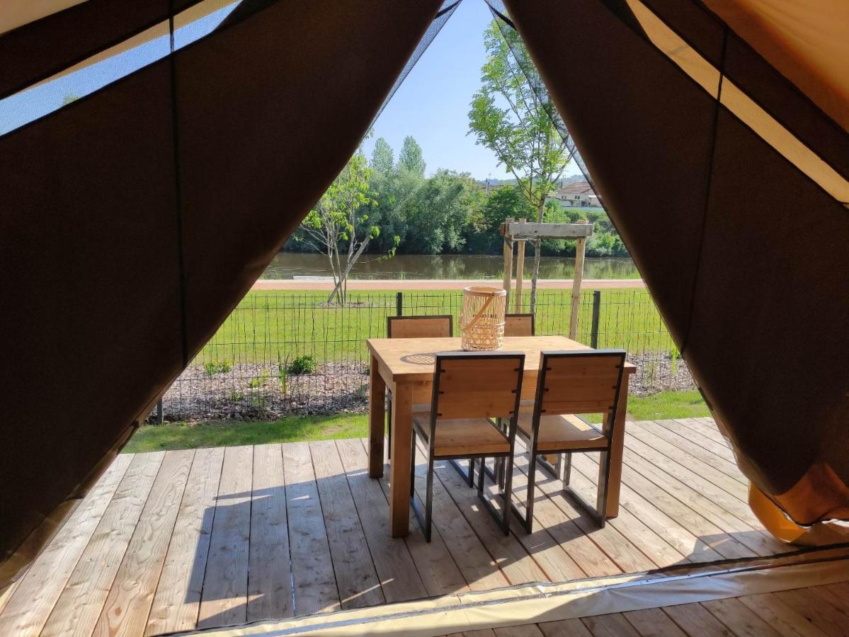 Tente Lodge Pour 5 Personnes En Bordure De La Riviere Allier Au Sein D'Un Petit Camping Saint-Yorre Eksteriør billede