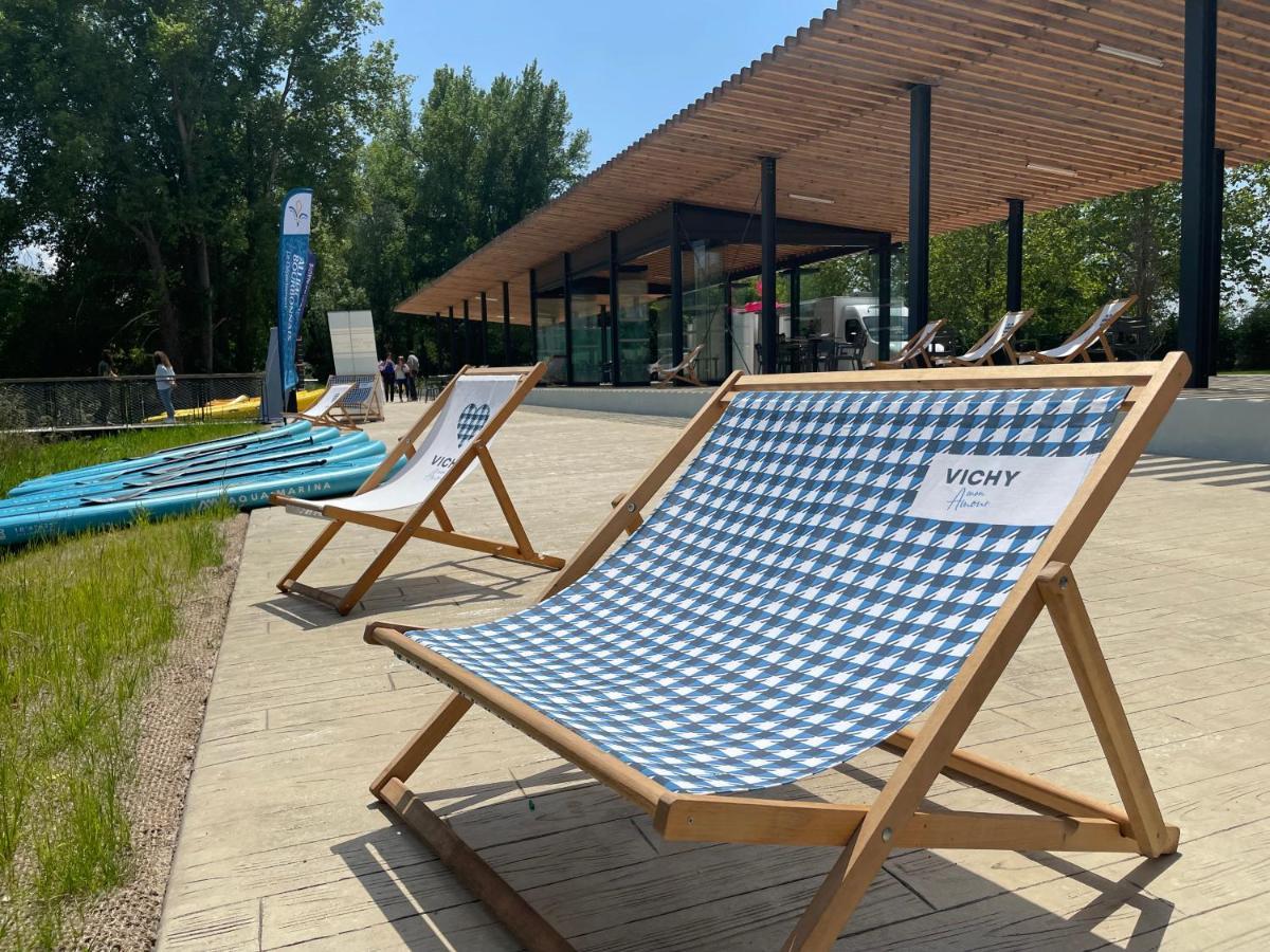 Tente Lodge Pour 5 Personnes En Bordure De La Riviere Allier Au Sein D'Un Petit Camping Saint-Yorre Eksteriør billede